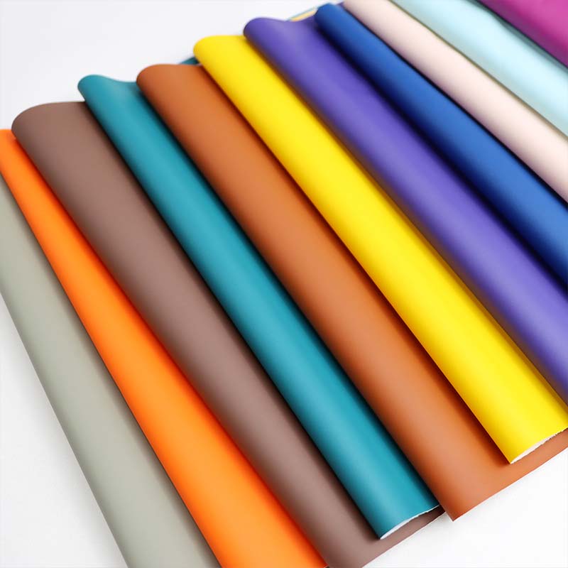 শ্বাসযোগ্য জলরোধী রেইনকোট PU চামড়ার ফ্যাব্রিক